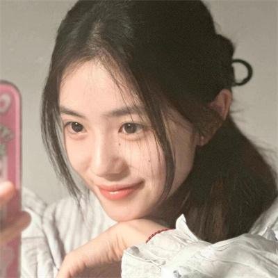 好朋友雪中欢聚